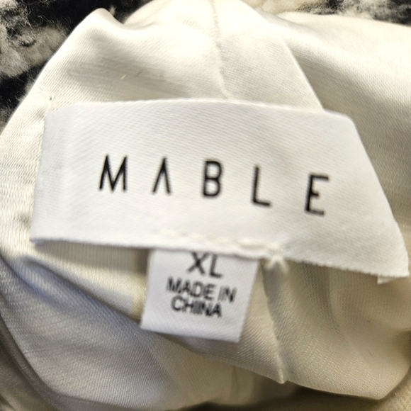 Vici Constance Teddy Crop Jacket Black Ivory NEW Button Front Lined - Picture 3 of 7